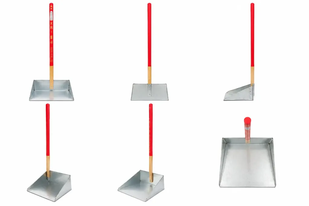 Ramasette de poussiere metalique